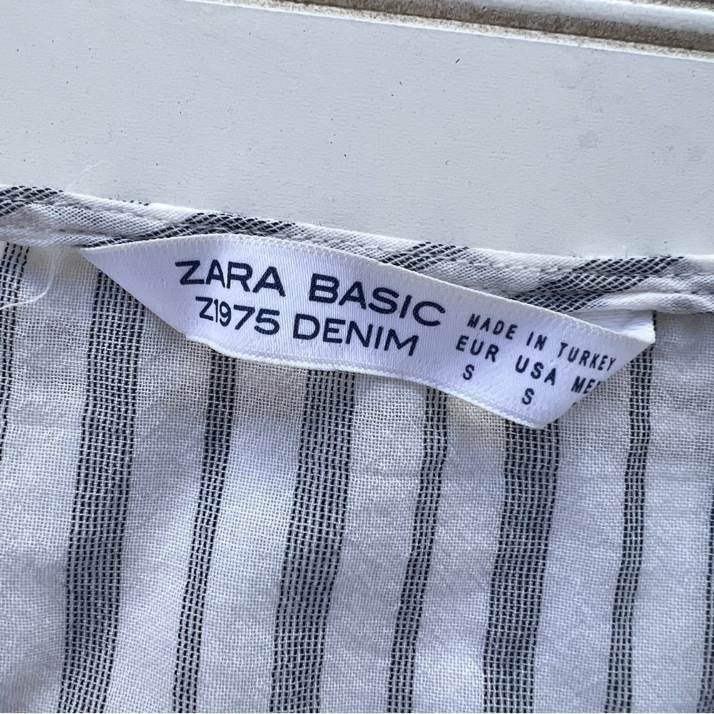 ZARA BASIC Womens Striped Ruffle V Neck Sleeveless Top Size S - Picture 5 of 7
